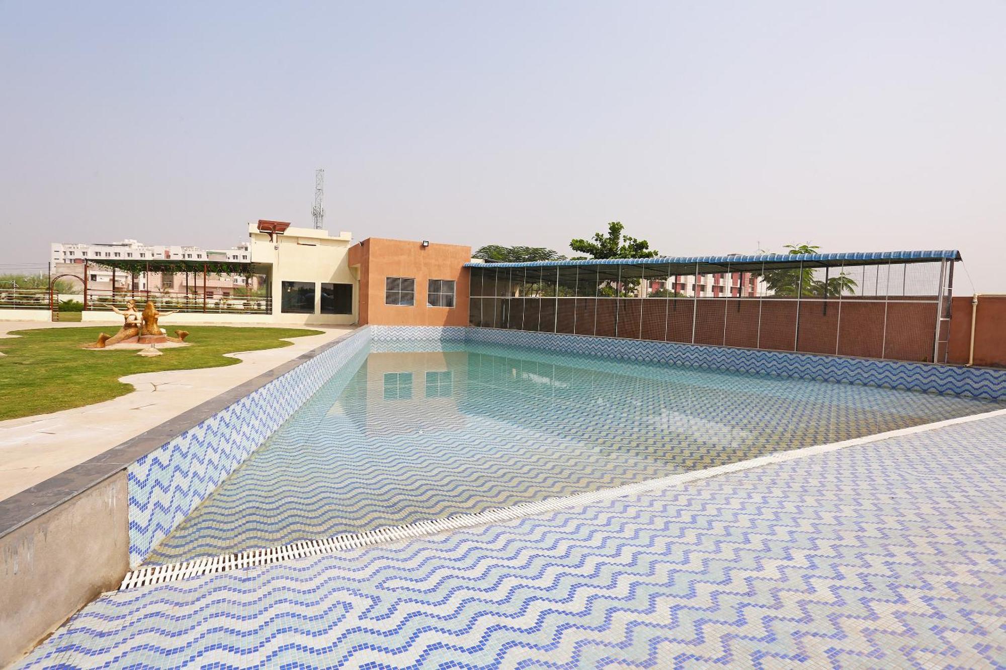 קוטה Hotel O Radhika Resort מראה חיצוני תמונה